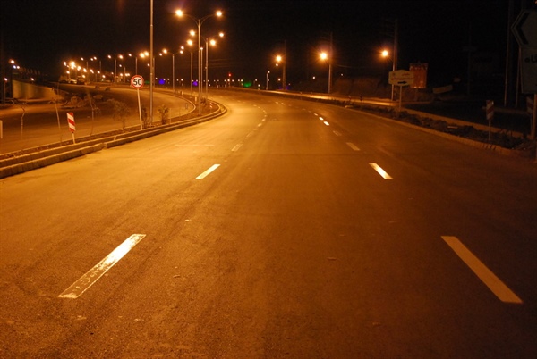 اجرای خط کشی محوری طولی از اول پل غیرهمسطح ابوذر تا پل شهیدلر کورپوسی (سرو)