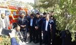 حضور مدیرعامل و کارکنان سازمان در آیین غبارروبی مزار شهدا به مناسبت هفته دفاع مقدس