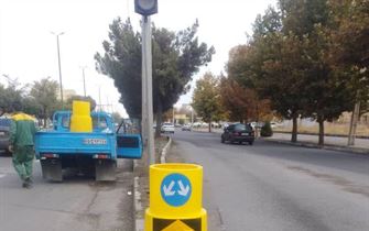 نصب بشکه های ترافیکی در دسترسی خیابان ها